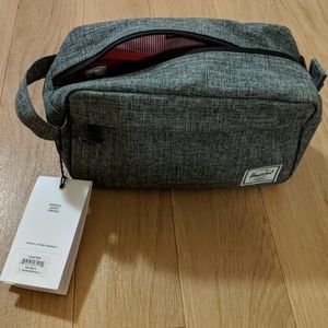 HERSCHEL Dopp Travel Kit